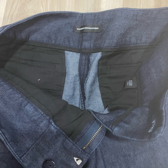 Stylish Women's Black and Blue Shorts by EXPRESS - Picture 4 of 6